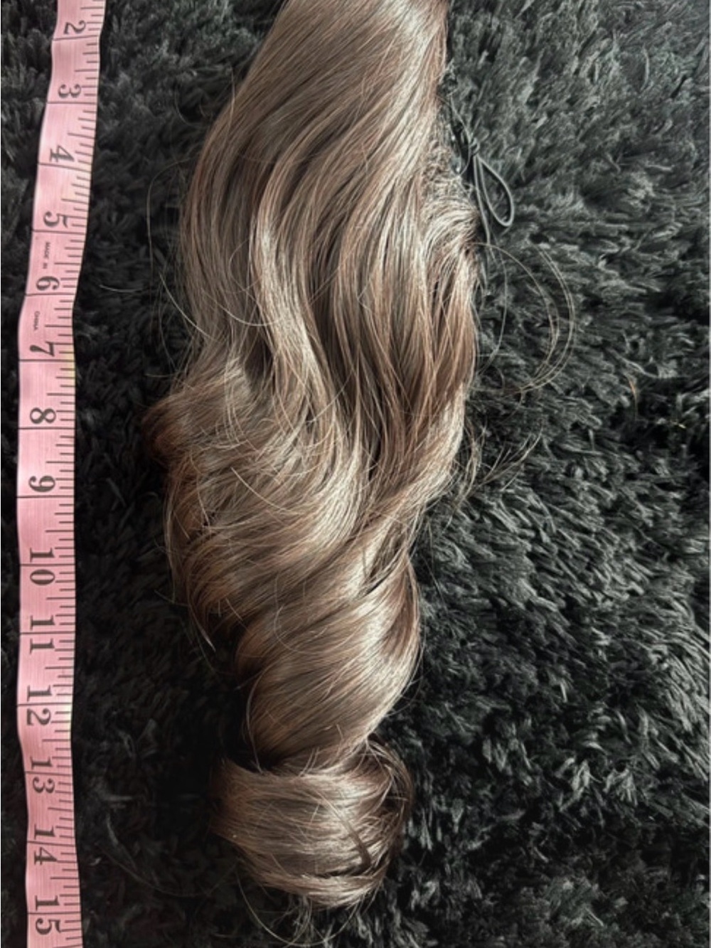 Women’s Clip-In Hair Extension - Light Brown